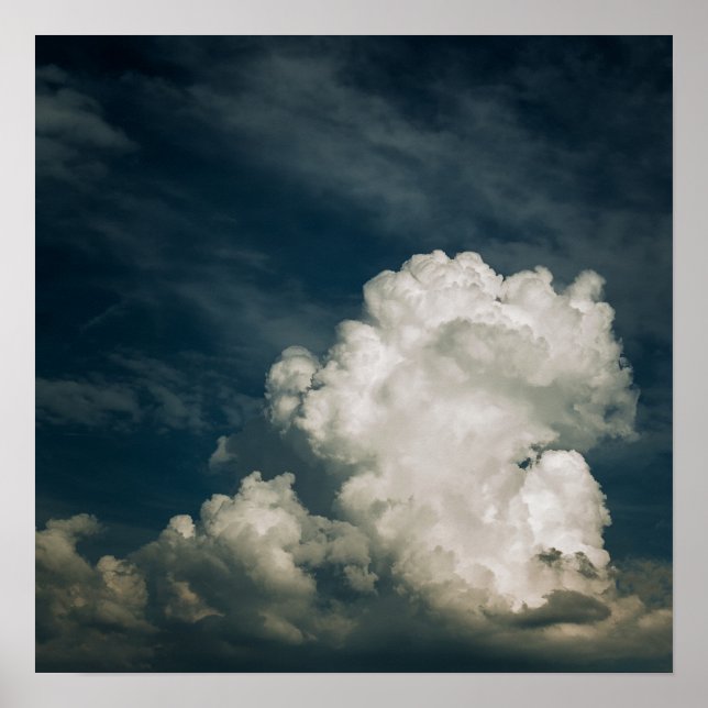 Poster Ciel bleu foncé spectaculaire avec nuages fluides (Devant)