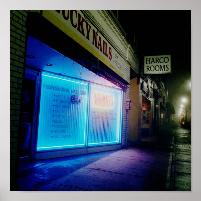 Poster Clous chanceux - Bleu Cool dans la nuit (Devant)