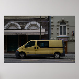 Poster Contraste urbain : Van Jaune sur Budapest City Str