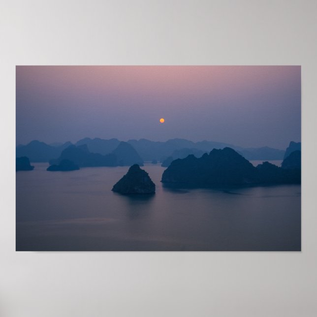 Poster Coucher de soleil sur Halong Bay - Vietnam, Asie (Devant)