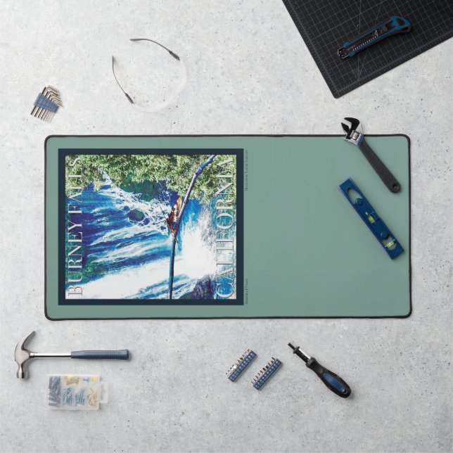 Poster de Burney Falls, CA (Poste de travail)