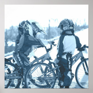 Poster des jeunes cyclistes