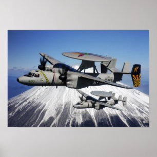 Poster Deux Hawkeyes E-2C effectuent un vol