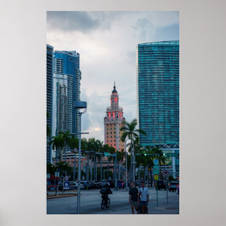 Poster Downtown Miami Skyline avec Freedom Tower à Dusk