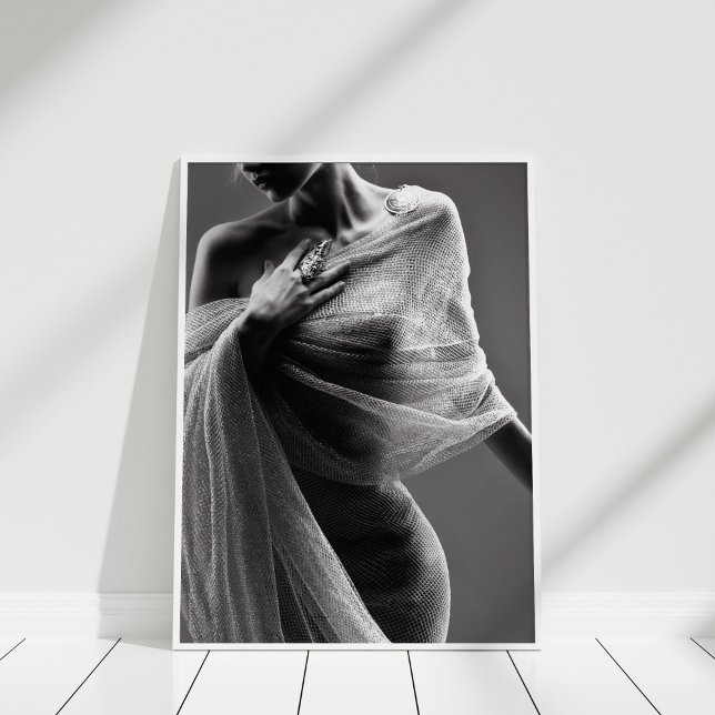 Poster du modèle de mode noir et blanc (Black and White Fashion Model Poster in a white frame.)