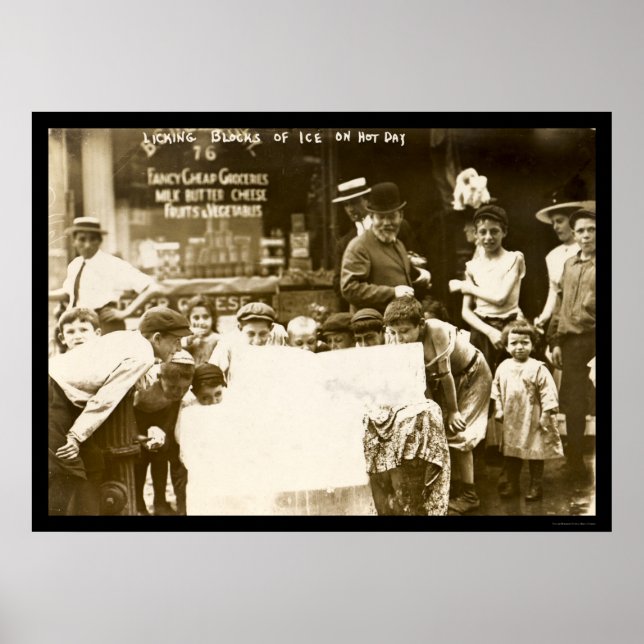 Poster Enfants Licking Ice Blocks à New York City 1912 (Devant)