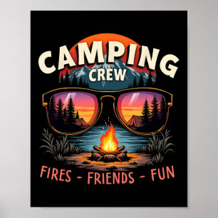 Poster Équipe de camping enflamme des amis pour des vacan