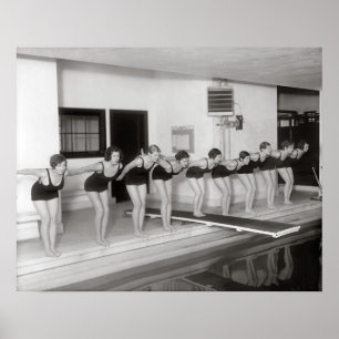 Poster Équipe de natation féminine, 1930. Photo ancienne