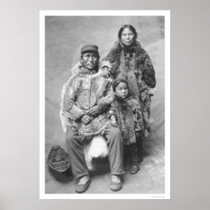 Poster Eskimo Family Portrait 1921
