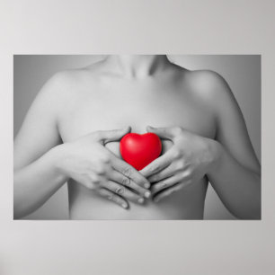 Poster Femme au coeur rouge