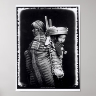 Poster Femme de Navajo rapportant une papoose sur elle