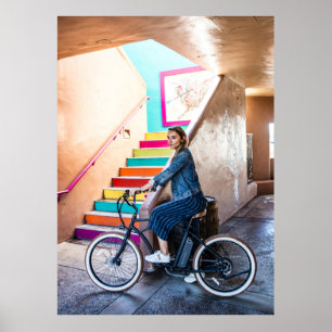 Poster Femme portant veste et shorts en denim bleu