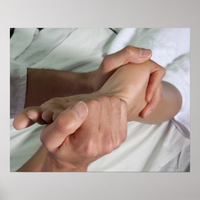 Poster Femme recevant un massage des pieds 2 (Devant)