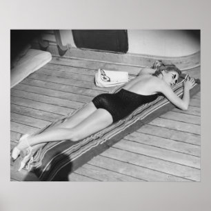 Poster Femme Sun Tanning