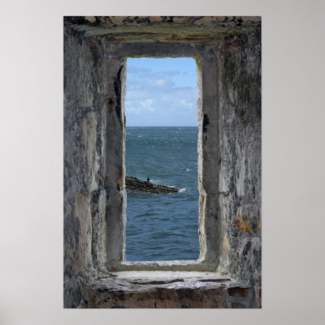 Poster Fenêtre du château avec vue sur l'océan (Devant)