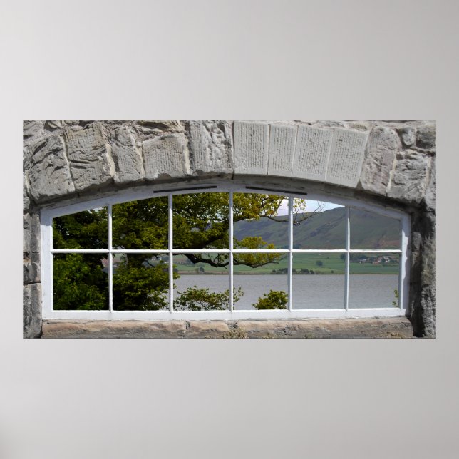 Poster Fenêtre en arc avec vue sur un loch (Devant)