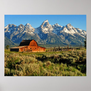 Poster Fermes   Barne ombragée par les montagnes enneigée