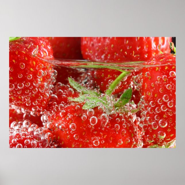 Poster Fraises dans l'eau avec bulles (Devant)
