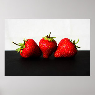 Poster Fraises sur blanc sur noir wapcn