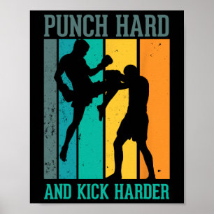 Poster Frappez fort et bottez plus fort pour un kickboxeu