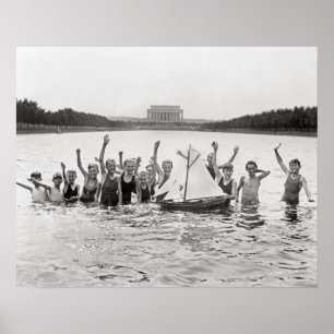 Poster Garçons Swimming, 1926. Photo vintage