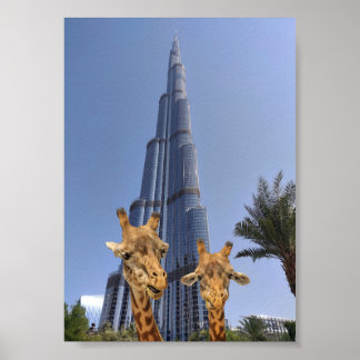 Poster Girafes Excentriques sur l'Œuvre Murale de Burj Kh