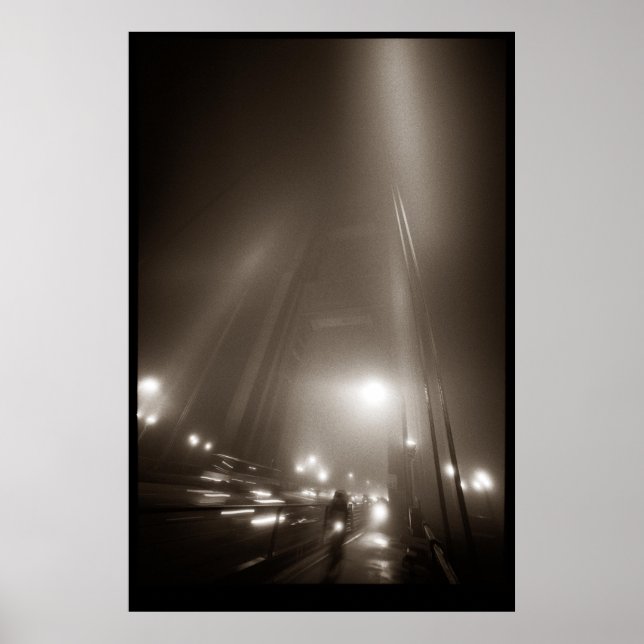 Poster Golden Gate Bridge avec motard dans le brouillard (Devant)
