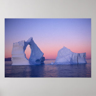 Poster Groenland, Iceberg au coucher du soleil.