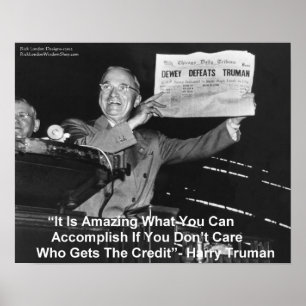Poster Harry Truman tient un journal "Dewey aime Truman