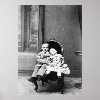 Poster Haunting Vintage Sibling Portrait 
