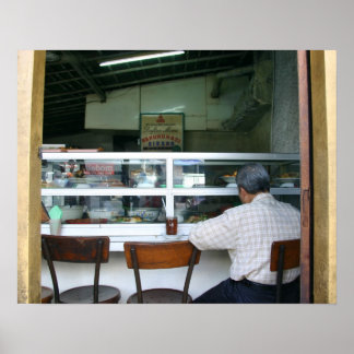 Poster Homme qui mange seul