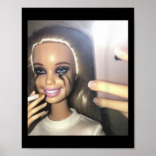 Poster Humour foncé Poupée Fumer Selfie Parodie (Devant)