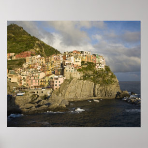 Poster Italie, Cinque Terre, Manarola. Village sur la fal