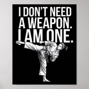 Poster Je n'ai pas besoin d'une arme, j'en suis une - Kar