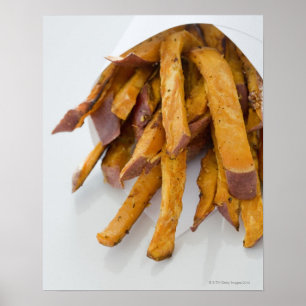 Poster La patate douce fait frire dans le sac de papier,