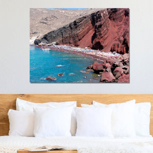 Poster La plage de Red Rock à Santoria : Beauté sereine