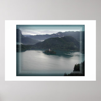 Poster Lac de Bled, vue d'en haut avec le château