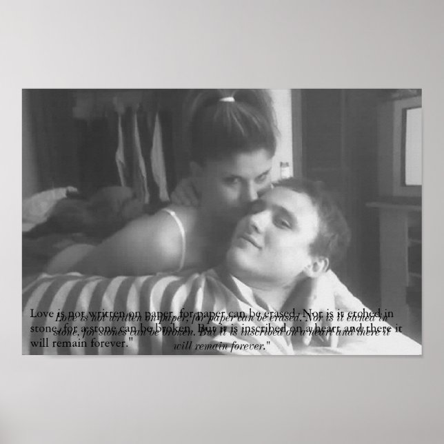 Poster l'amour est... (Devant)
