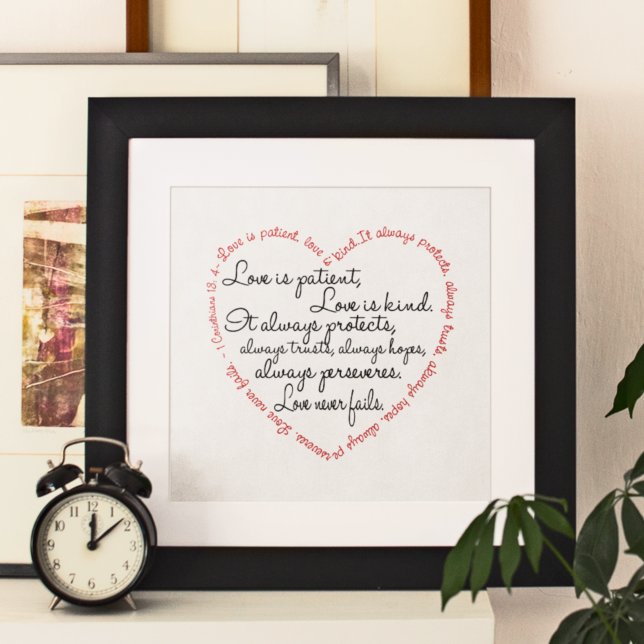 Poster L'amour est le coeur du mot patient sans cadre ou  (Créateur téléchargé)