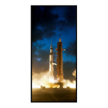 Lancement de la fusée Saturn IV