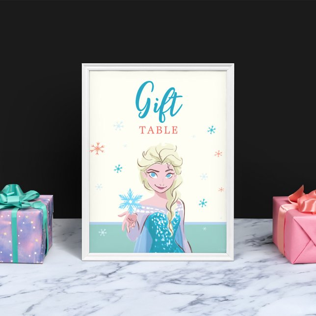 Poster L'anniversaire de fille d'Elsa de Disney dans La R (Poster in frame on table)