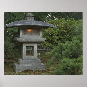 Poster lanterne en pierre éclairée dans le Jardin Japonai