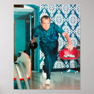 Poster Le Président Richard Nixon Bowling À La Maison Bla
