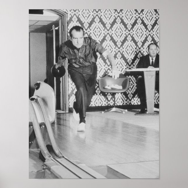 Poster Le Président Richard Nixon Bowling À La Maison Bla (Devant)