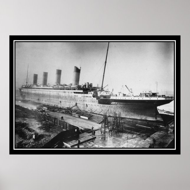 Poster Le Titanic a été construit en 1909 (Devant)