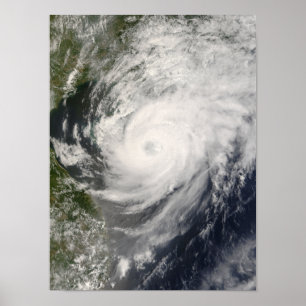 Poster Le typhon Neoguri approche de la Chine