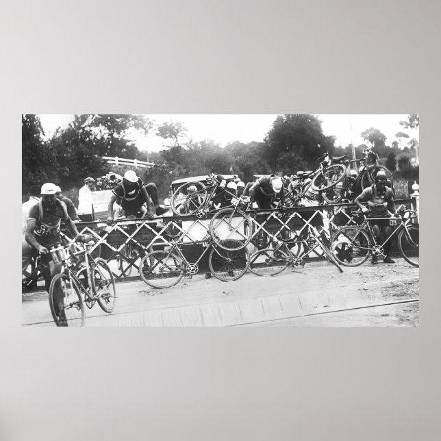 Poster Les cyclistes ne peuvent pas attendre au Tour de T (Devant)