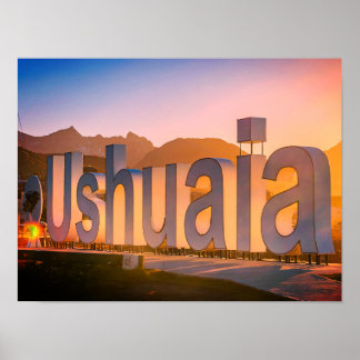 Poster Lettres Ushuaia sur le paysage côtier