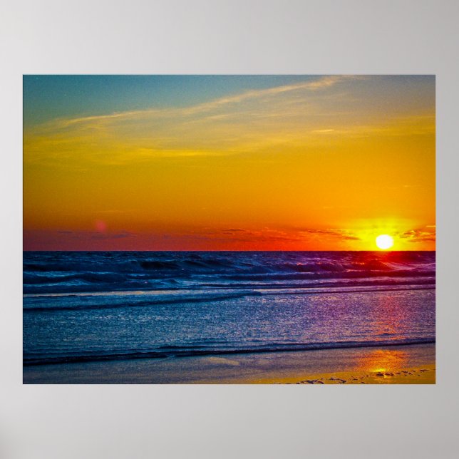 Poster Lever de soleil au-dessus de l'océan Atlantique et (Devant)