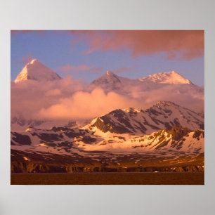 Poster Lever de soleil sur les chaînes de montagnes du s